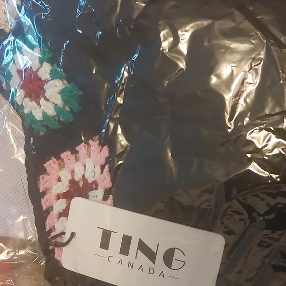 Beige Crochet Beach Bathing Suit Cover up NWT ONE SIZE 25" P2P - Picture 8 of 8